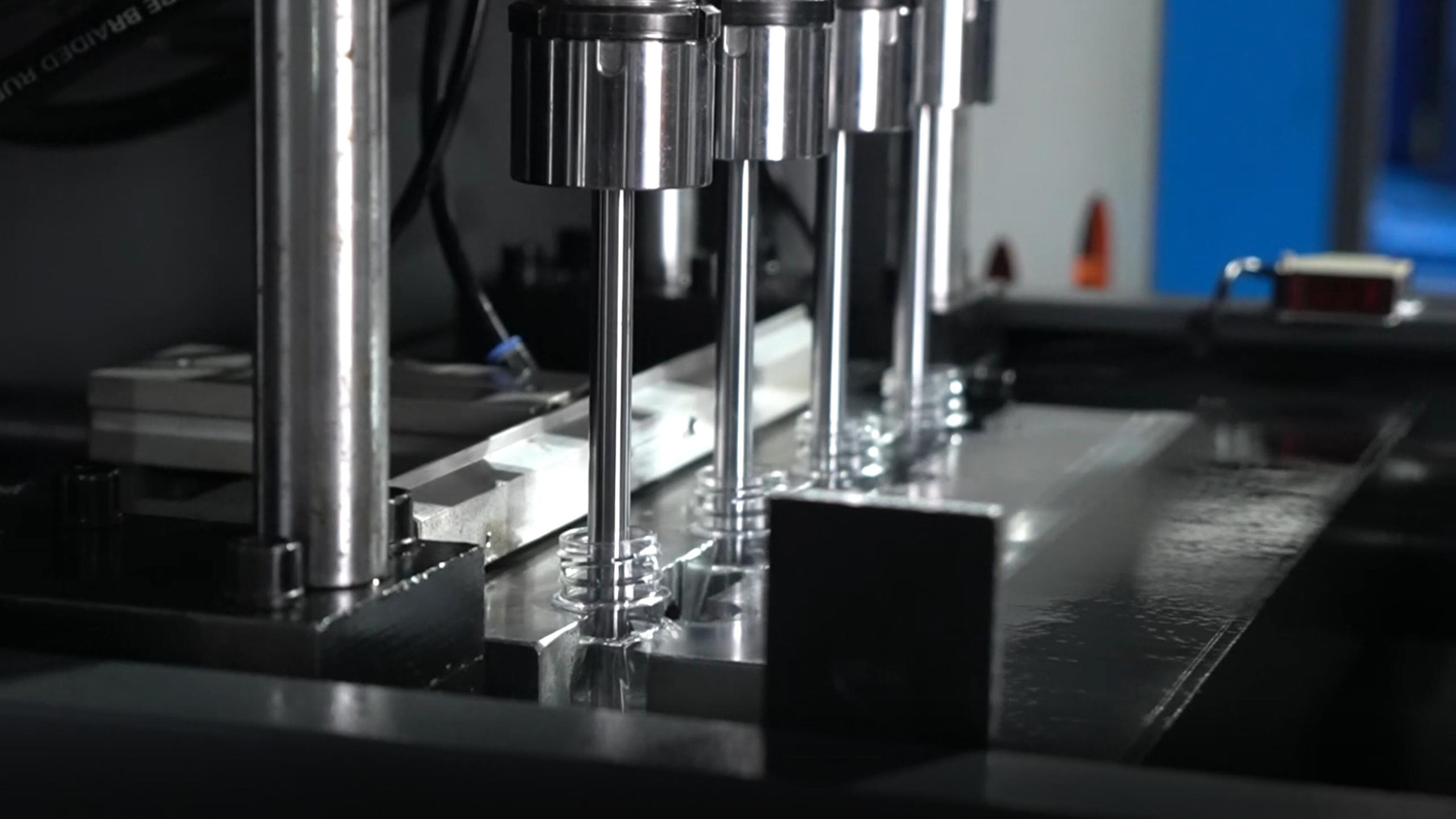 why a water bottling company choose to produce its own plastic water bottles: 3 4 cavity semiautomatic bottle blowing machine scaled