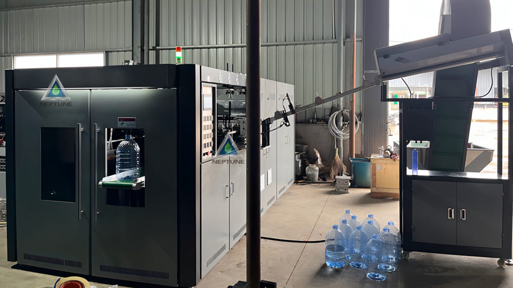 5 Liter Bottle Blowing Machine Fully Automatic 1 5 liter blow moulding machine for make plastic PET bottle