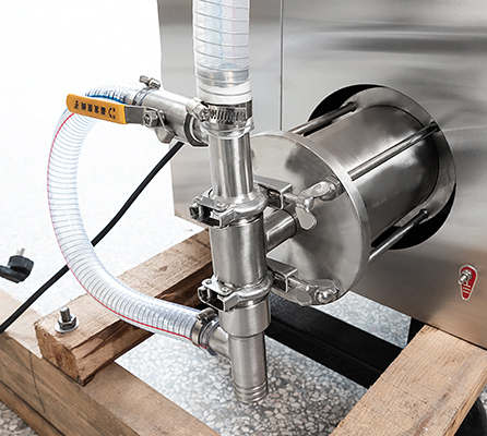 500ml Sachet Water Making Machine 6 Valve plug pump with check valve to prevent air fil